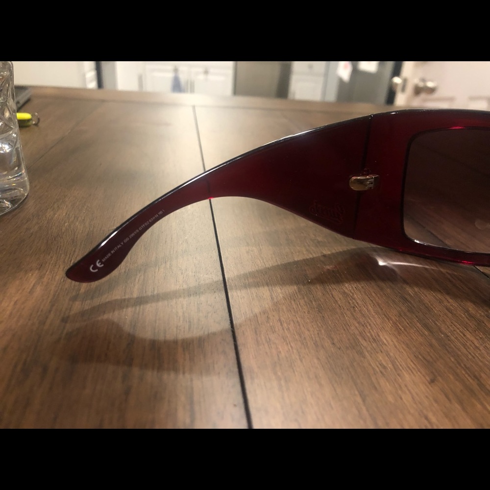 Pristine Condition Gucci Shades. - image 3